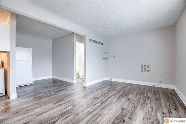 1218 E Street, Lincoln, NE 68508