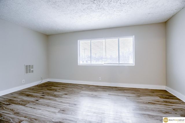 1218 E Street, Lincoln, NE 68508