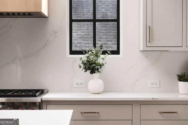 2521 Brookwood Drive NE, Atlanta, GA 30305