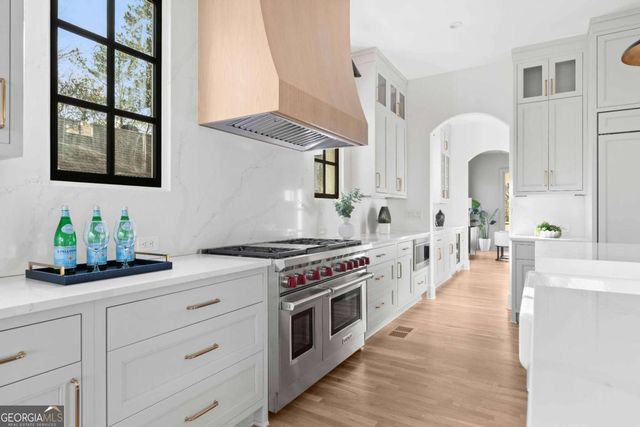 2521 Brookwood Drive NE, Atlanta, GA 30305