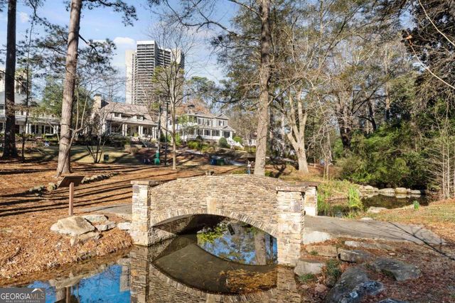 2521 Brookwood Drive NE, Atlanta, GA 30305