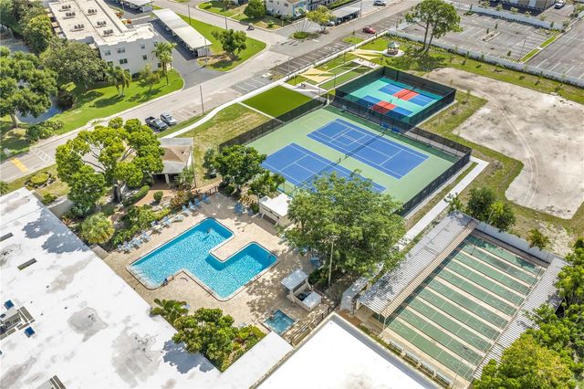 5750 80TH STREET N D107, St Petersburg, FL 33709