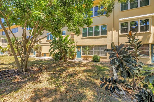 5750 80TH STREET N D107, St Petersburg, FL 33709