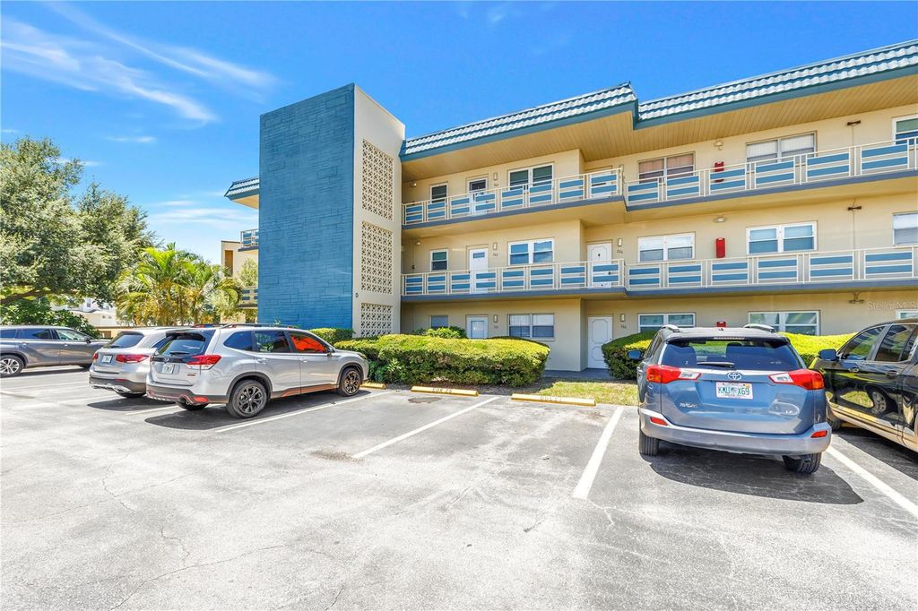 5750 80TH STREET N D107, St Petersburg, FL 33709