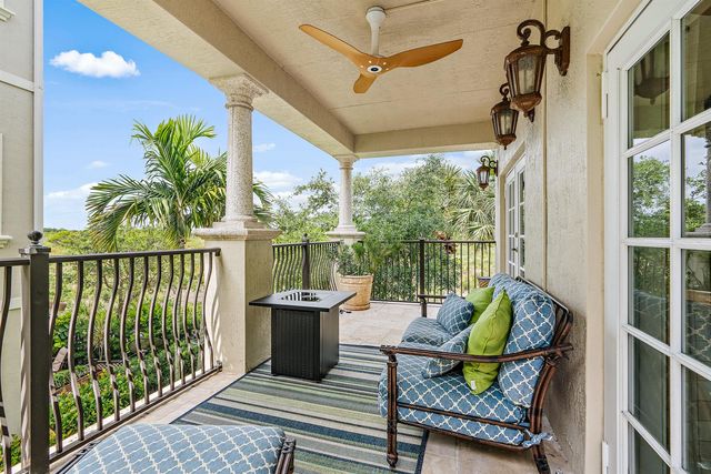 126 Tierra Lane 4, Jupiter, FL 33477
