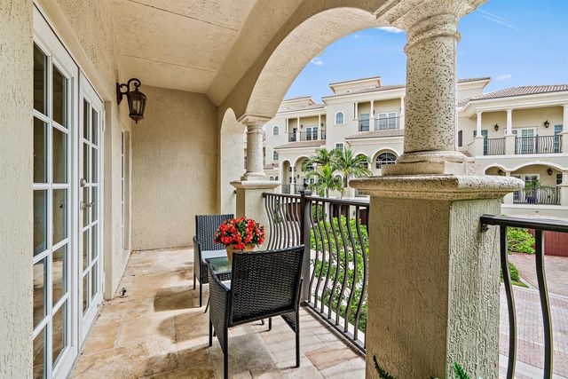 126 Tierra Lane 4, Jupiter, FL 33477
