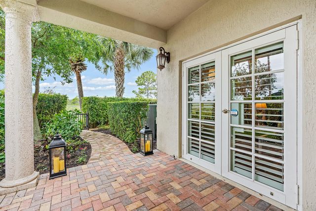 126 Tierra Lane 4, Jupiter, FL 33477