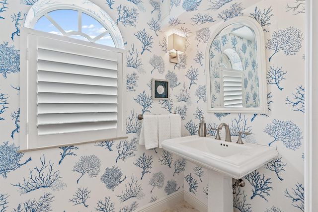 126 Tierra Lane 4, Jupiter, FL 33477