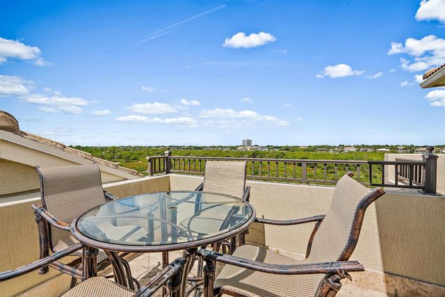 126 Tierra Lane 4, Jupiter, FL 33477