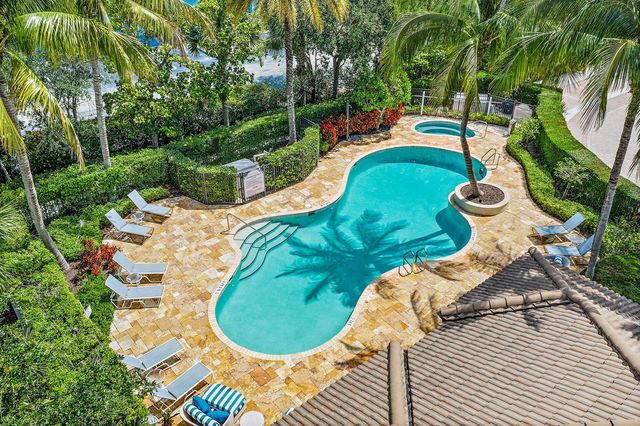 126 Tierra Lane 4, Jupiter, FL 33477
