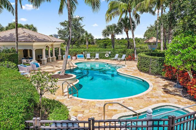 126 Tierra Lane 4, Jupiter, FL 33477