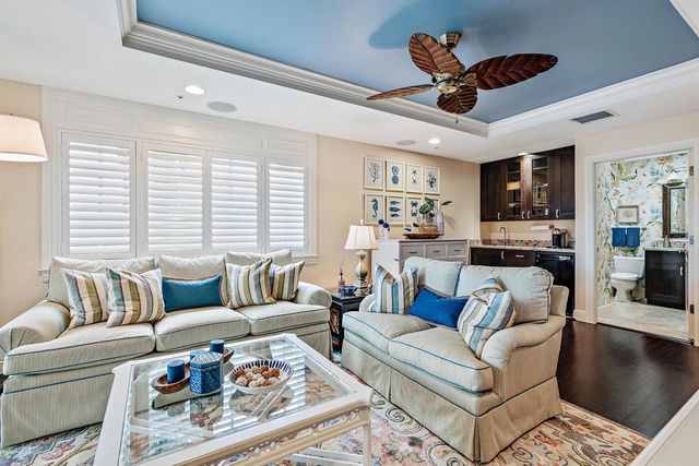 126 Tierra Lane 4, Jupiter, FL 33477