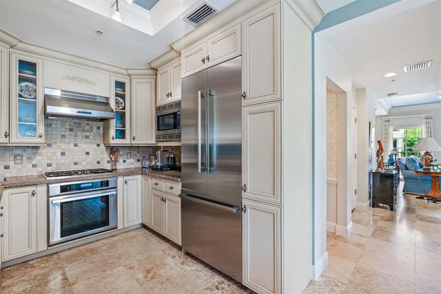 126 Tierra Lane 4, Jupiter, FL 33477