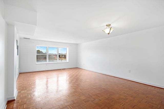 45 Main St 217, Wareham, MA 02571