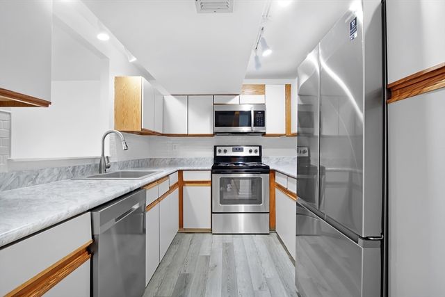 45 Main St 217, Wareham, MA 02571