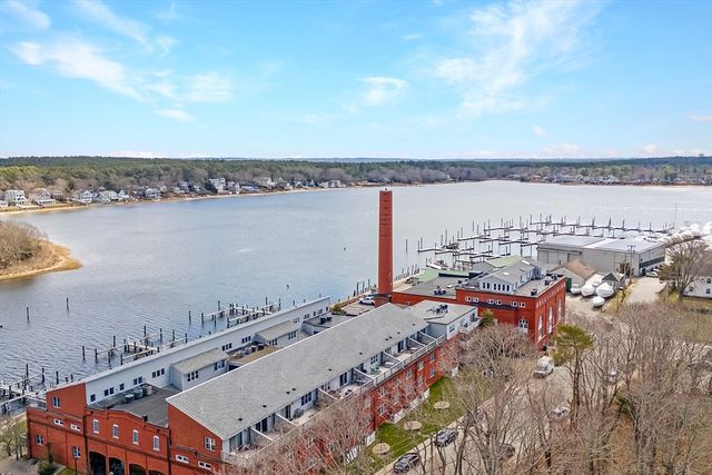 45 Main St 217, Wareham, MA 02571