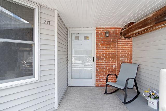 45 Main St 217, Wareham, MA 02571