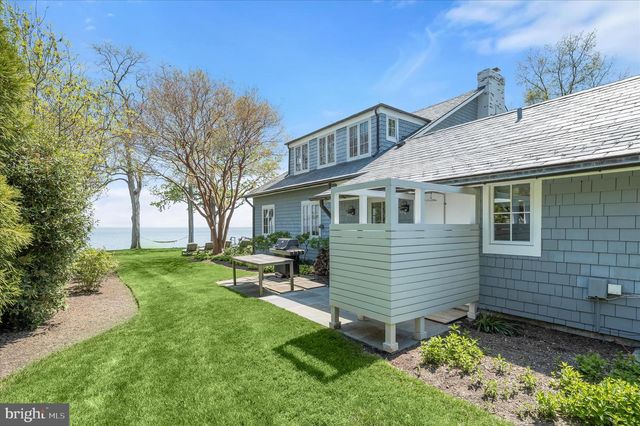 817 BROADWATER WAY, Gibson Island, MD 21056