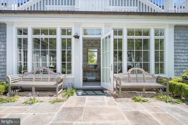 817 BROADWATER WAY, Gibson Island, MD 21056