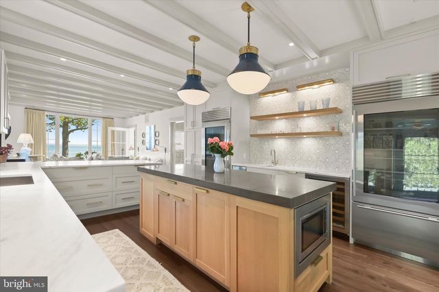 817 BROADWATER WAY, Gibson Island, MD 21056