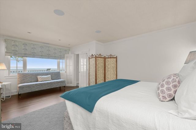 817 BROADWATER WAY, Gibson Island, MD 21056
