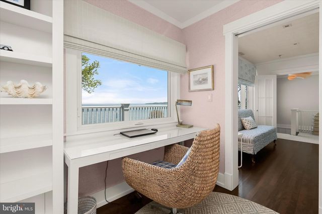 817 BROADWATER WAY, Gibson Island, MD 21056