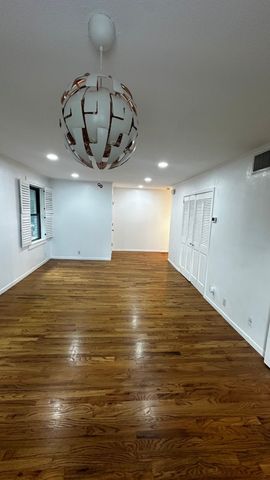 5034 N Hall Street, Dallas, TX 75235