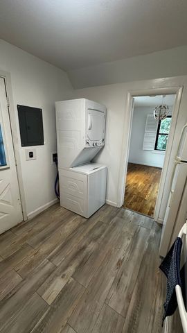 5034 N Hall Street, Dallas, TX 75235