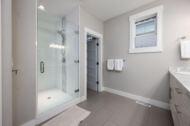 20382 Penhollow Lane, Bend, OR 97702