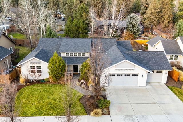 20382 Penhollow Lane, Bend, OR 97702