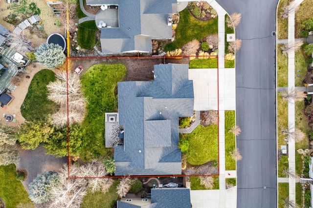 20382 Penhollow Lane, Bend, OR 97702