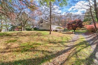 43 Hoop Pole Hill Road, Woodbury, CT 06798