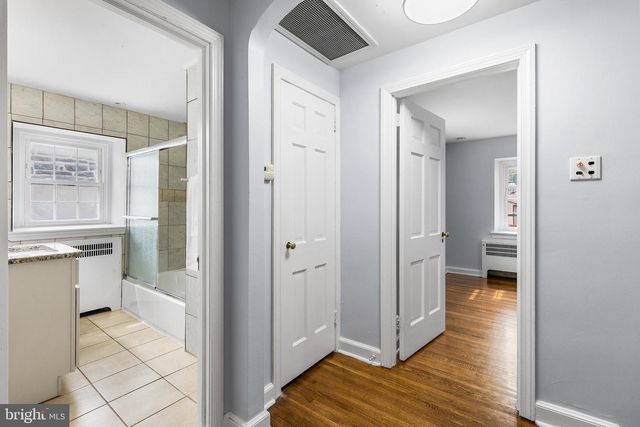 112 ROLLING RD, Bala Cynwyd, PA 19004