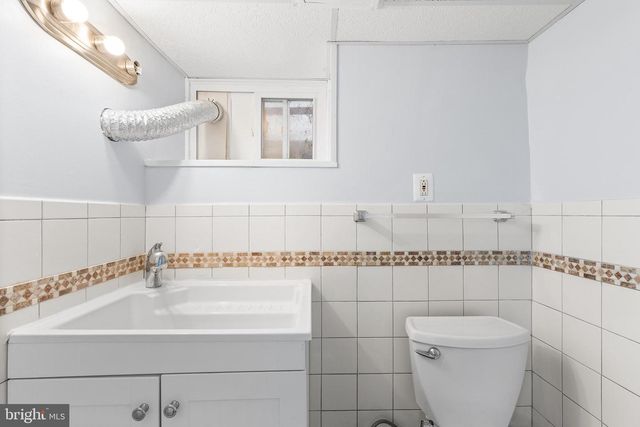112 ROLLING RD, Bala Cynwyd, PA 19004