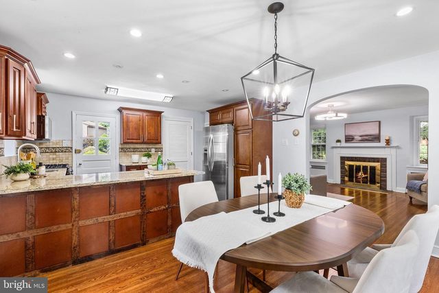 112 ROLLING RD, Bala Cynwyd, PA 19004