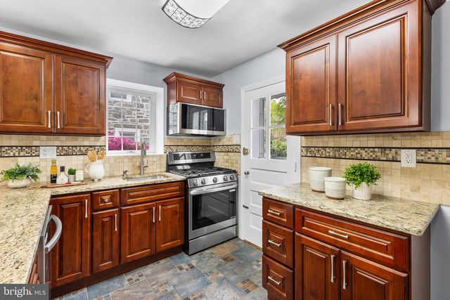 112 ROLLING RD, Bala Cynwyd, PA 19004