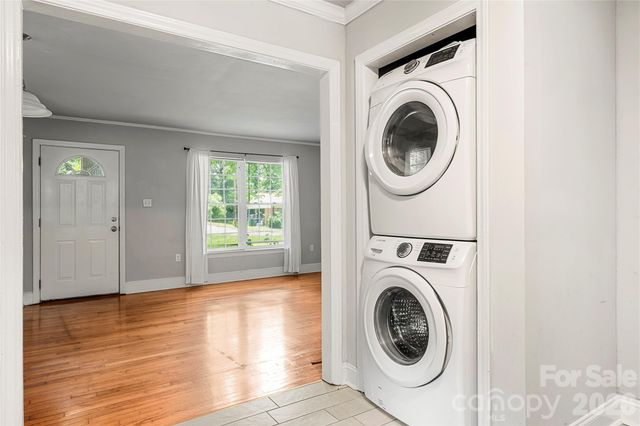 5027 Erickson Road, Charlotte, NC 28205