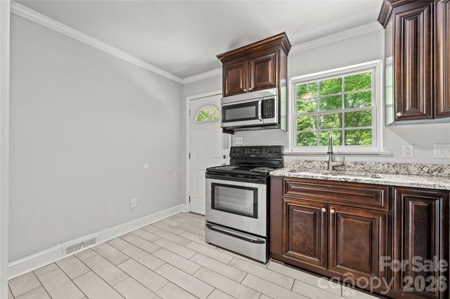 5027 Erickson Road, Charlotte, NC 28205
