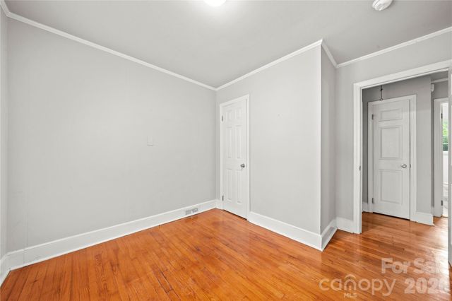 5027 Erickson Road, Charlotte, NC 28205