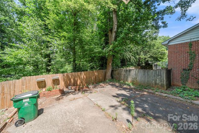 5027 Erickson Road, Charlotte, NC 28205