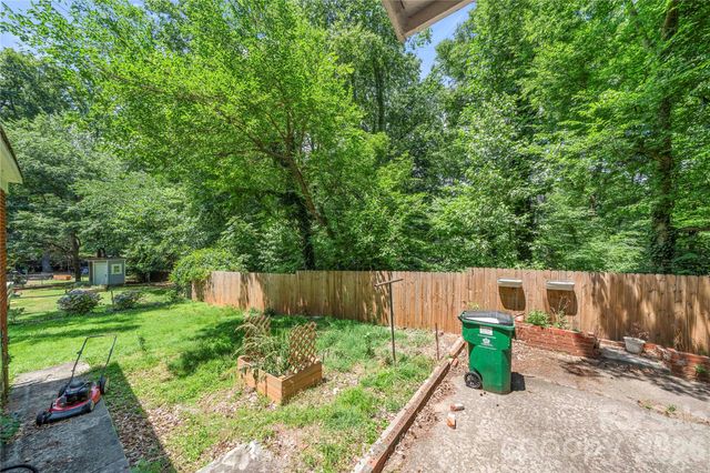 5027 Erickson Road, Charlotte, NC 28205