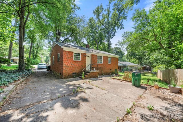 5027 Erickson Road, Charlotte, NC 28205