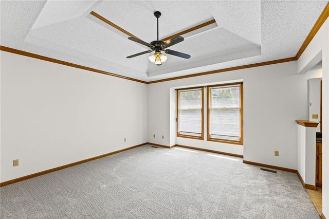 6409 Chouteau Street, Shawnee, KS 66226