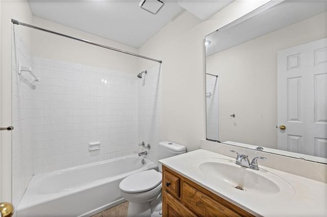 6409 Chouteau Street, Shawnee, KS 66226