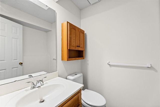 6409 Chouteau Street, Shawnee, KS 66226