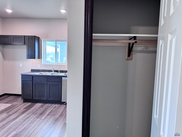 5618 BRIDGE DR, Rapid City, SD 57703