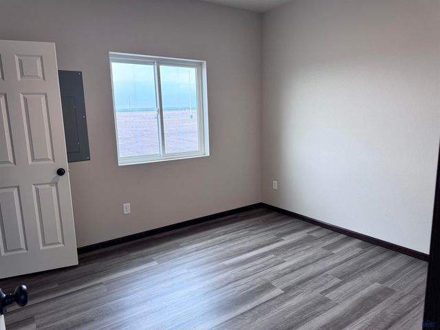 5618 BRIDGE DR, Rapid City, SD 57703