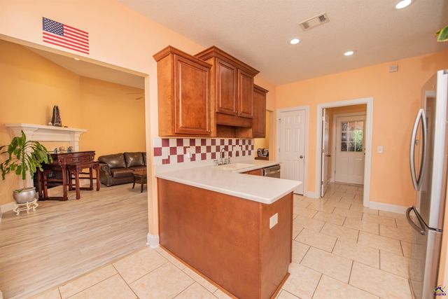 644 Trails End Circle, Bonaire, GA 31005