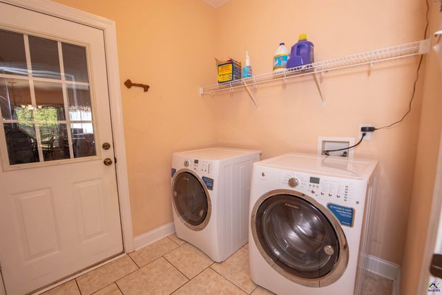 644 Trails End Circle, Bonaire, GA 31005