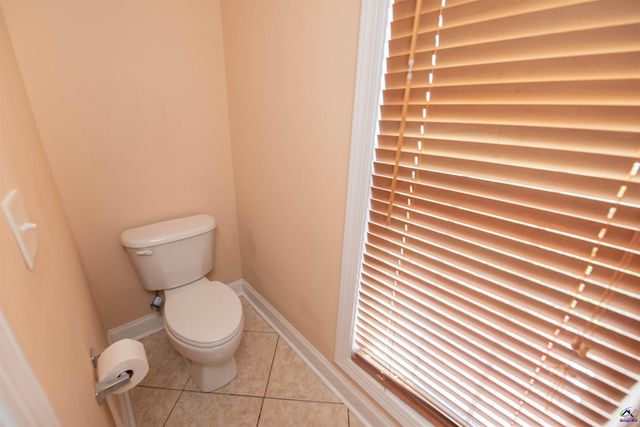 644 Trails End Circle, Bonaire, GA 31005